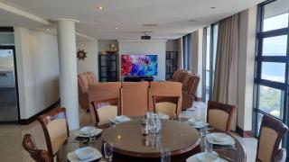 Accommodation Front - Grand Penthouse with Panoramic Views - 1