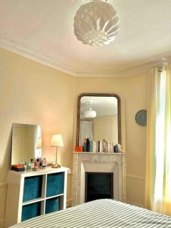 2-Bed Room Cosy Apartment - Central Location - París - 4