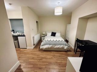 Arbourfield Lodge - Derby - 4