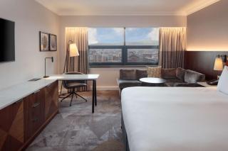 Hilton Belfast - 7