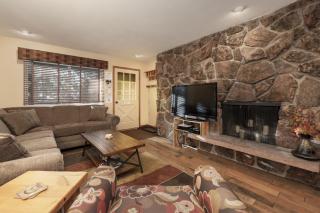 Hi Country Haus - 10-18,,, condo - 9