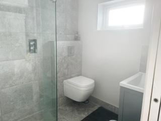 The Studio @ Michael House - Horley - 3