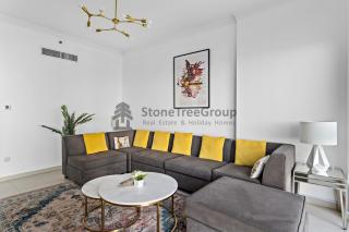 StoneTree - Luxury 2 BR with 1 Maid Room with Sea View and Beach Access - Dubai - 2