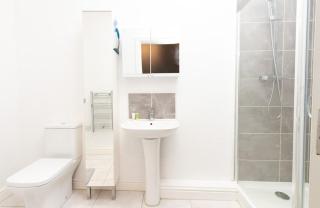 Modern Stylish 1Bed Apartment in Birkenhead - Birkenhead - 5