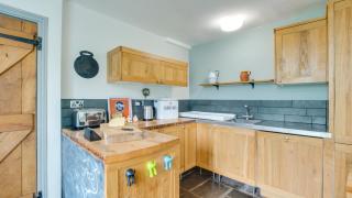 Ship Cottage - Bishopston - 2