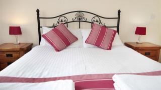 Clover Cottage - 5