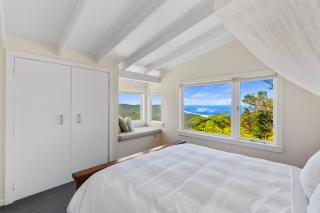 Piha - City Escape, Piha Holiday Home - 8