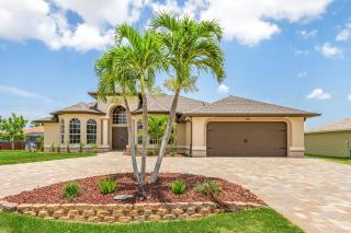 Heated Pool, Hot Tub, Sleeps 6! - Villa Good Times and Tan Lines - Roelens Vacations - Cape Coral - 5
