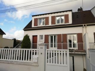 PAVILLON PROCHE RER et DisneyLand - 0