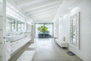La Perla Estate - 7 BR Luxury Beachfront Villa with utmost privacy - Les Terres Basses - 2