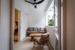 Carmel Boutique - City Oasis - 2