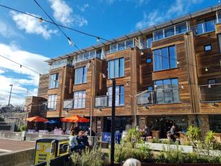 The Boat House Apartment by Cliftonvalley Apartments - Bristol - 9