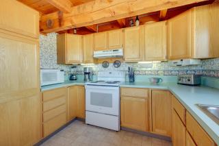 Yellowstone Lodge with Game Room and Panoramic Views - 3