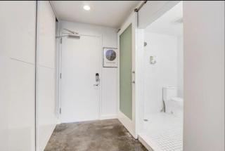 KCM Tremont Oaks Apartments 5 - Cleveland - 2