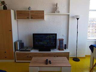Precioso apartamento - Nuevo - Centro de Torremolinos - Terraza con vistas al mar, impresionantes vistas a la montaña, Wifi 359 Mbps, SMART TV 40", equipo de sonido de alta calidad - Climatizado - Torremolinos - 1