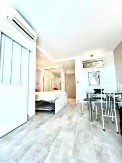 Florida 35m studio sea view closed to the Croisette - Cannes - 2