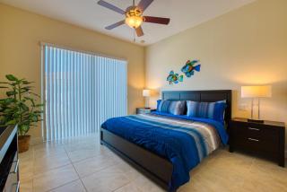 VILLA CALLA - 3 BEDS - 4,5 BATHS - 6 GUESTS - GULF ACCESS & POOL/SPA - INCL.10% OFF BOAT RENTAL - Cape Coral - 0