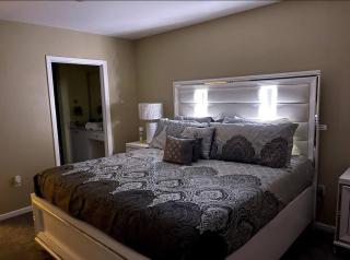 Luxury Miami 2br Townhouse Near Stadium !! - 4