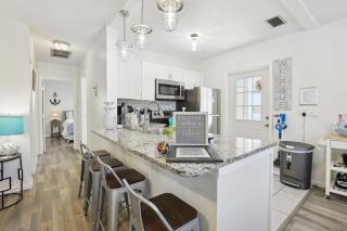Boat Lovers Paradise Walk to Private Beach! - Jensen Beach - 8