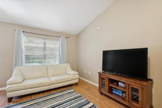Pet-Friendly Home with Backyard in Cape Coral! - Cape Coral - 5