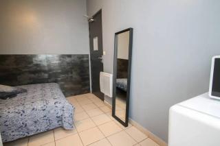 01 - Chambre avec lit double idéal JO 2024 - Saint-Denis - 3