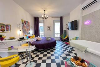 La Suite PopArt - Baignoire - Lit Rond - Marsiglia - 2