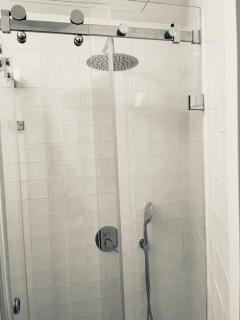 RS1E Cozy, NEW AC! quiet & central, perfect stay! - Lissabon - 8