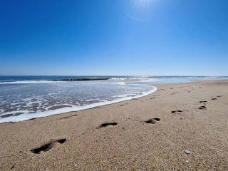 Ocean front * Boardwalk * Private Balcony - 1