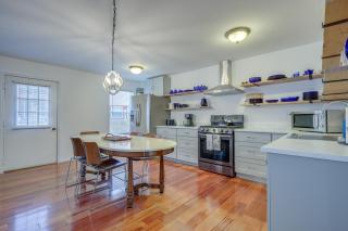 Mountainside Bliss Red River Getaway with Fireplace - 3