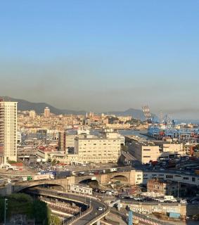 La Finestra sul Porto - Genova - 0