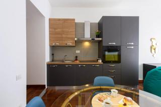 Casa Bianca Apartments - 3