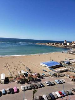 3-Bedroom Apartment with Stunning Sea-Side View - 8