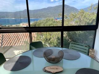 Charmante petite maison magnifique vue mer - 7