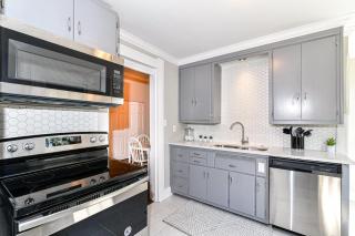 Cheerful 2-Bedroom Cottage in Downtown Noblesville - Noblesville - 6