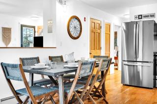 Thomas Trail - Game Room, Fire Pit, 1 min to Ski Mountain & Shared Beach! - Bridgton - 3