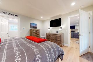Modern Mountain Homestead - 7