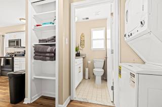 Brand New! 1BR Lower Flat near Downtown Roseville - Roseville - 4