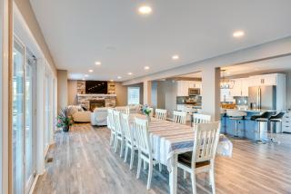 Family Home on Lake Newton with Deck and Fire Pit - 7