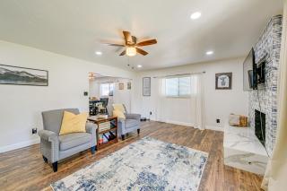 Visalia Vacation Rental with Yard 1 Mi to Downtown - 6