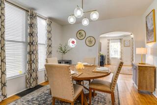 Chic Indianapolis Home with Patio Less Than 2 Mi to Downtown - Indianápolis - 4