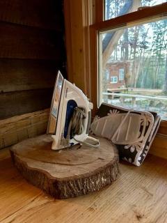 Beautiful & peaceful cabin w/ deck garden & fire-pit - Murphy - 2