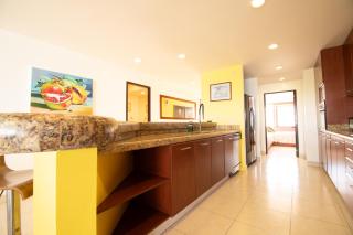 Apartment Alcatraz, 4BR Oasis with Breathtaking Vi - 3