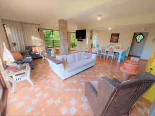 Complejo Villa Las Palmeras Piscina, Billar, Jardín, BBQ @drvacationsrental - Santa Bárbara de Samaná - 2