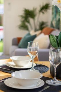 2 bed Escape, Heart of Riccarton w/carpark - Christchurch - 2