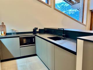 Appartement neuf à Méribel, proche des pistes, balcon, service concierge inclus! - FR-1-613-103 - Les Allues - 3
