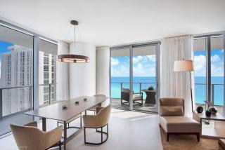 Zen Vacation Rentals Ocean Front at Lyfe Resort - Hollywood - 4