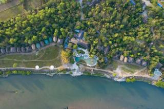 Barahi Jungle Lodge - 0