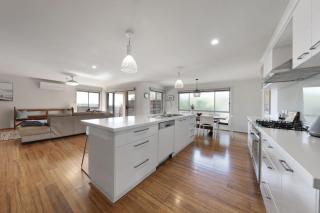 Bayview Bliss - Surf Beach - 1