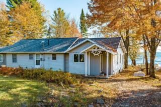 Lakefront Serenity - - 9