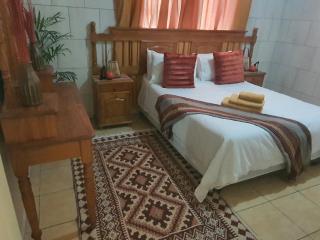 Mpucuko Guest House - Mtubatuba - 2